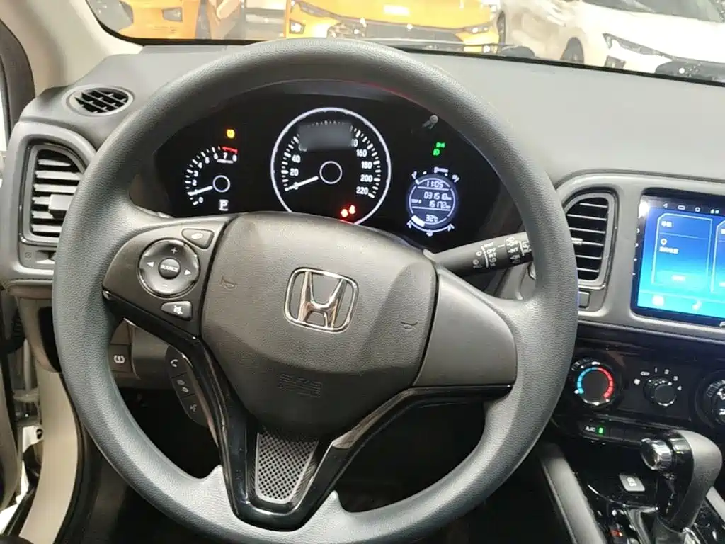 Honda Vezel 2021 — фото 11