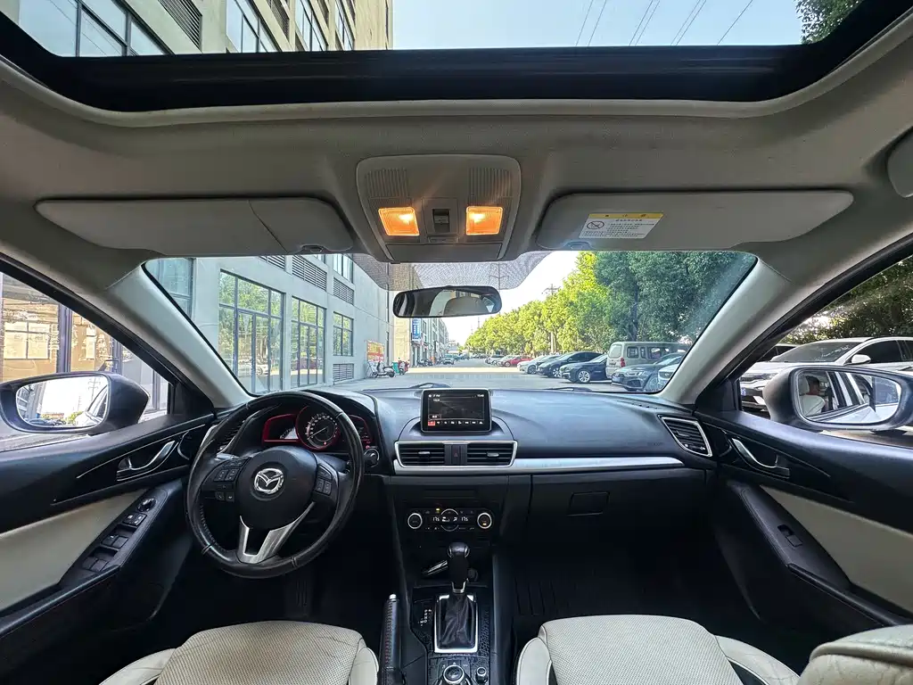 Mazda 3 Axela 2015 — фото 6