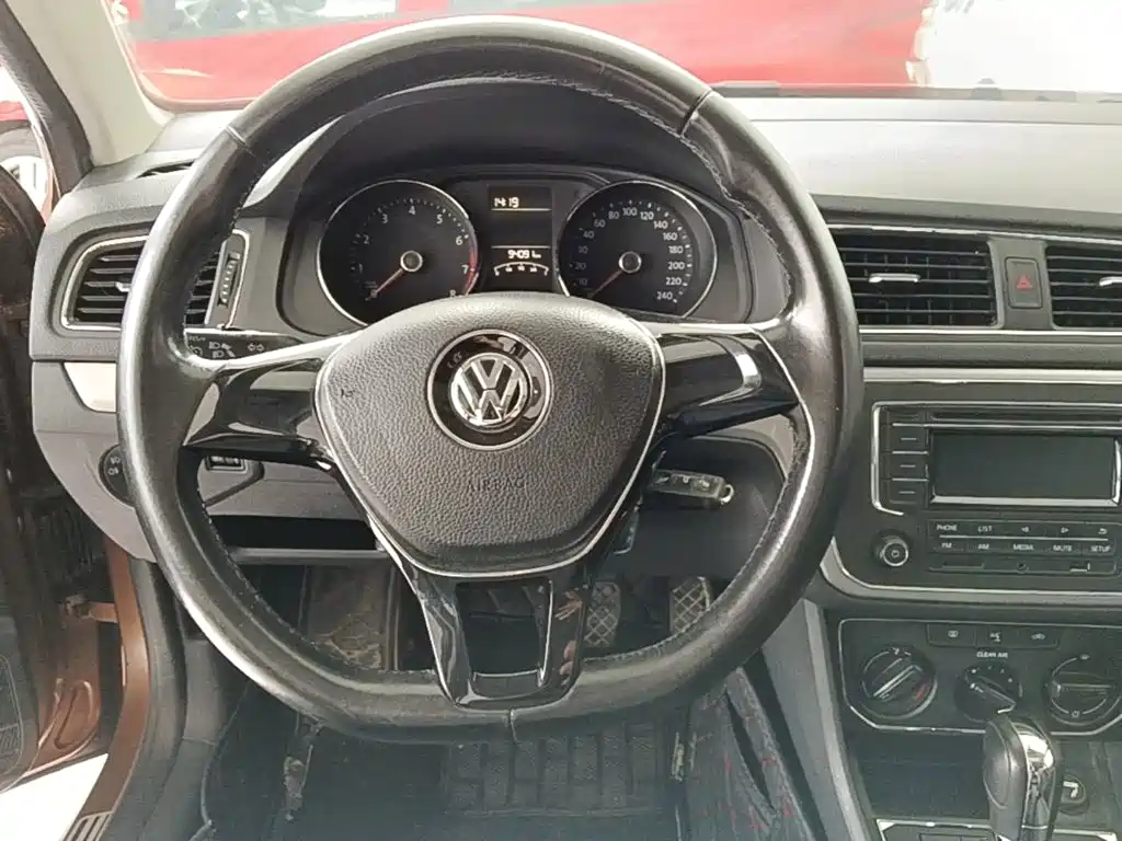 Volkswagen Gran Lavida 2016 — фото 11
