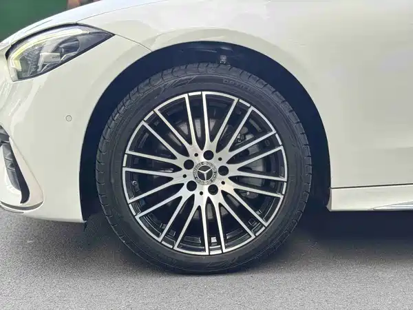 Mercedes-Benz C-Class 2021