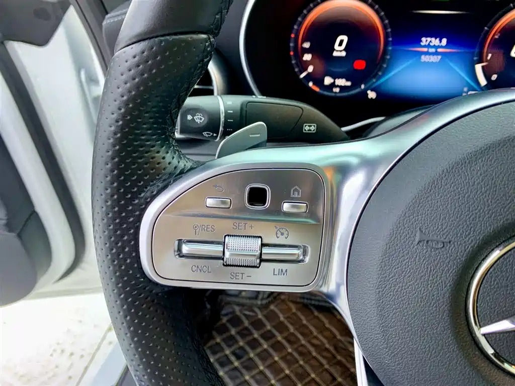 Mercedes-Benz C-Class 2021 — фото 18