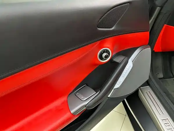 Ferrari Portofino 2019