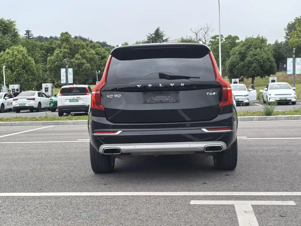 Volvo XC90 2017 — фото 21