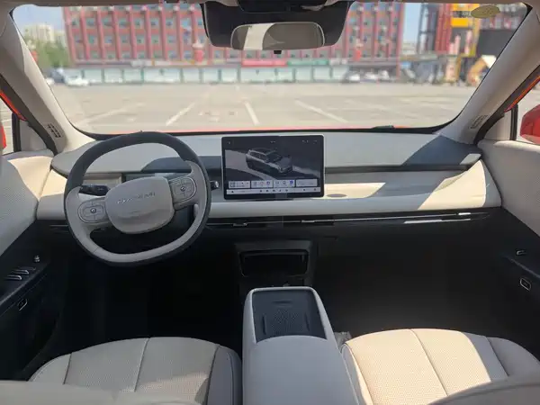 Dongfeng Nano 06 2025