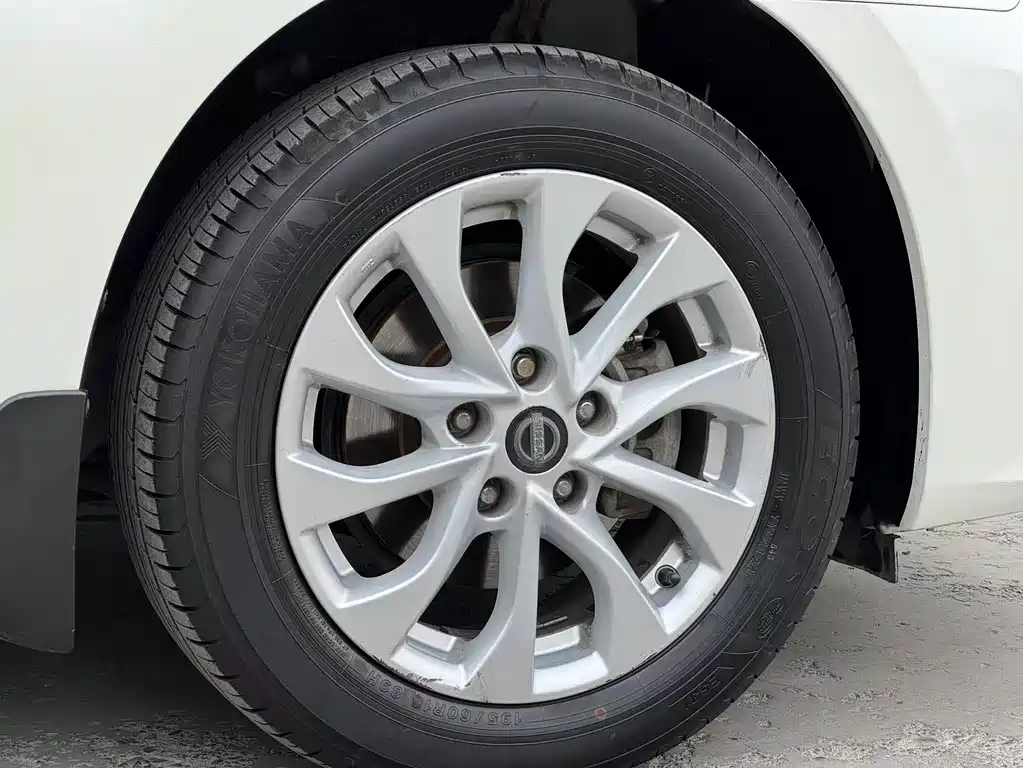 Nissan Sylphy 2016 — фото 11