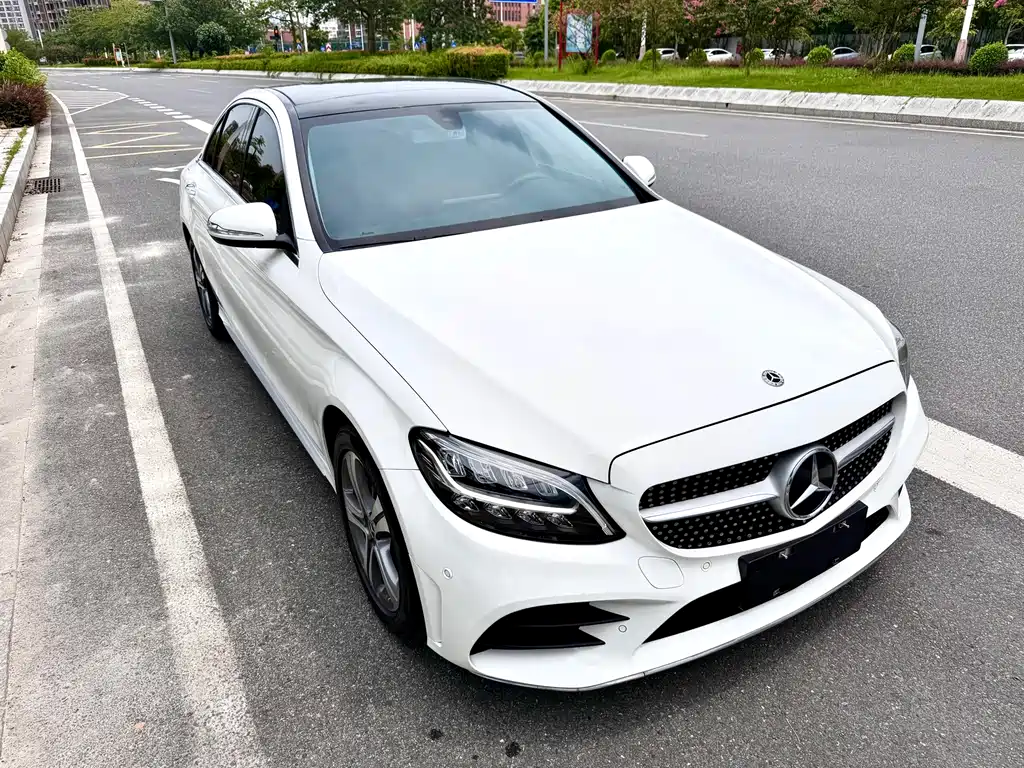 Mercedes-Benz C-Class 2020