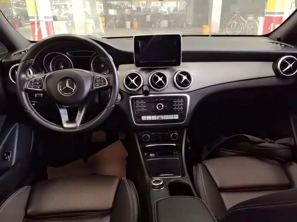 Mercedes-Benz CLA 2016 — фото 10