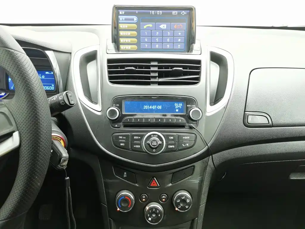 Chevrolet Trax 2014 — фото 12