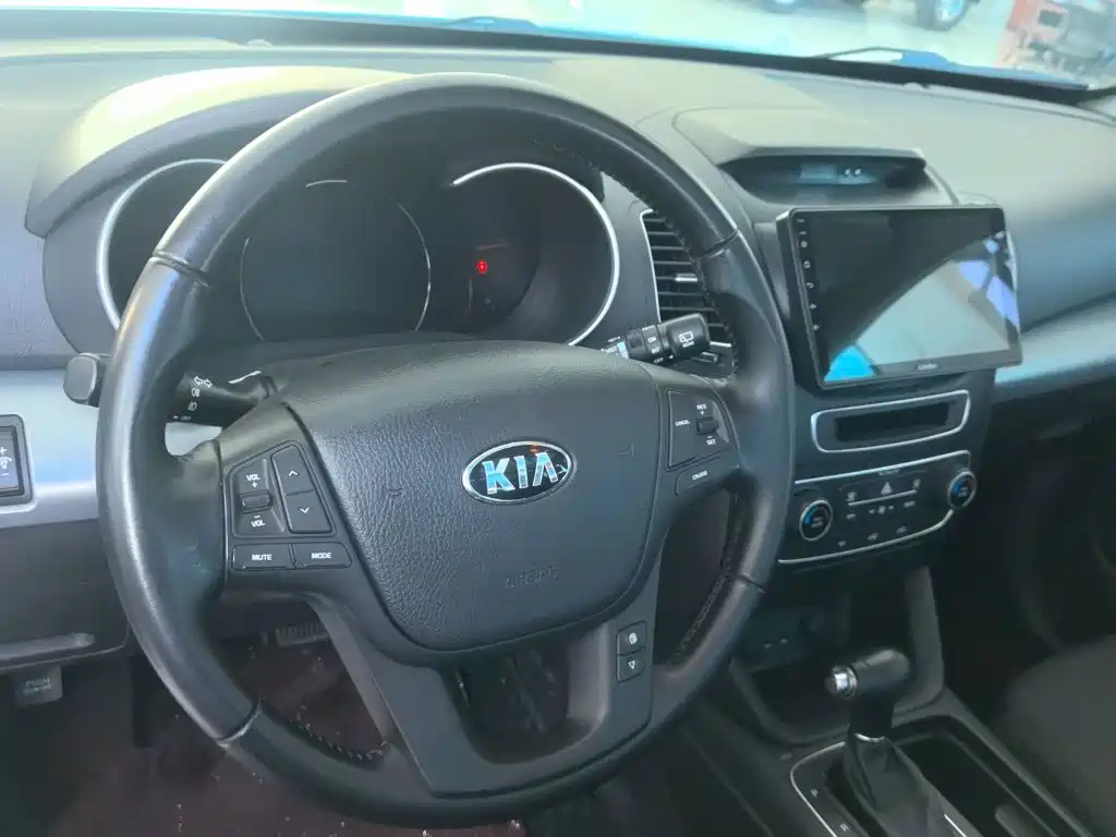 Kia Sorento 2014 — фото 12