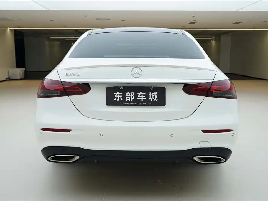 Mercedes-Benz E-Class 2022