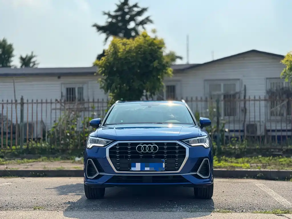 Audi Q3 2021
