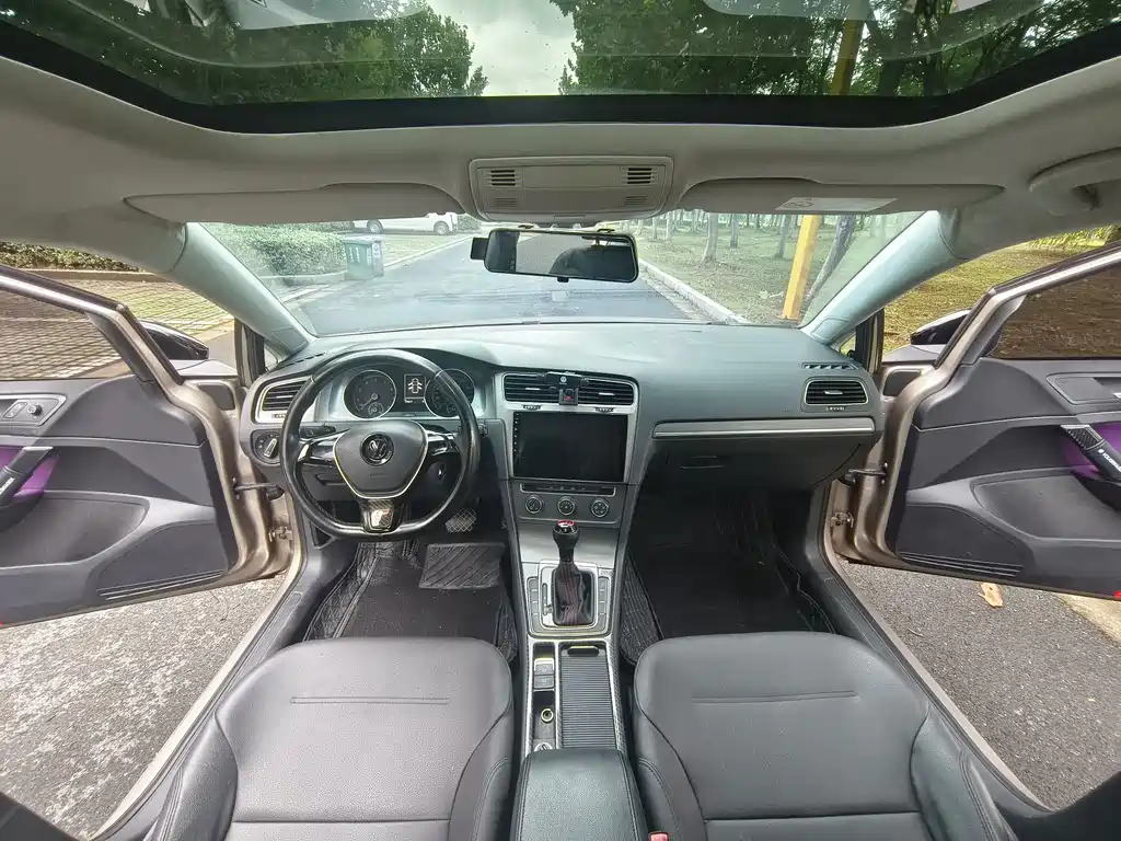 Volkswagen Golf 2016