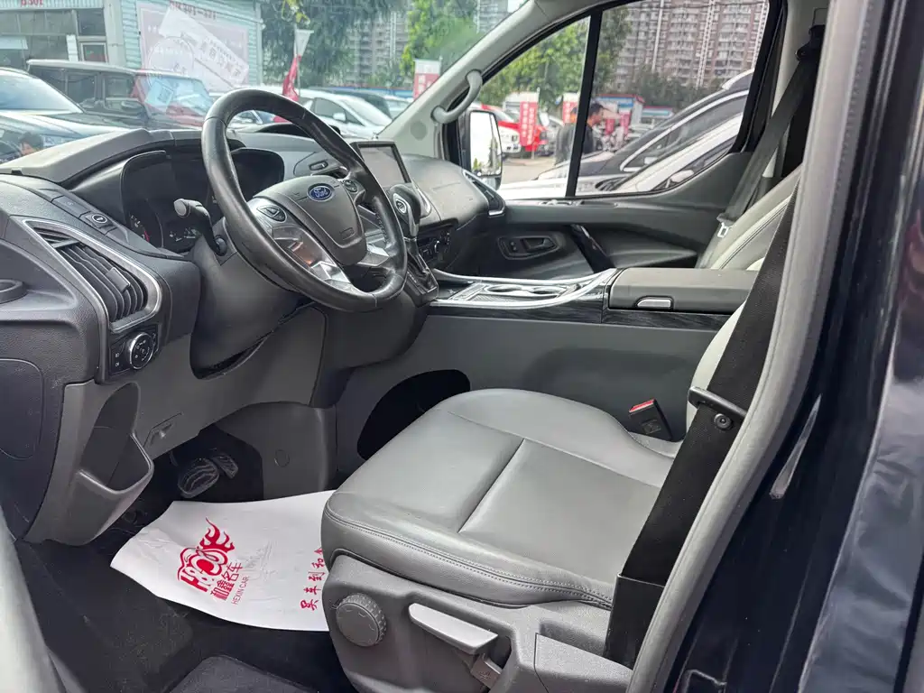 Ford Tourneo 2020 — фото 4