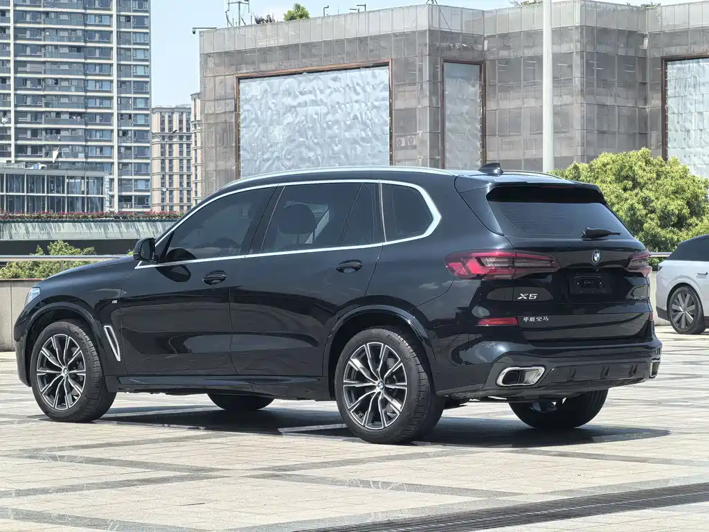 BMW X5 2023 — фото 4