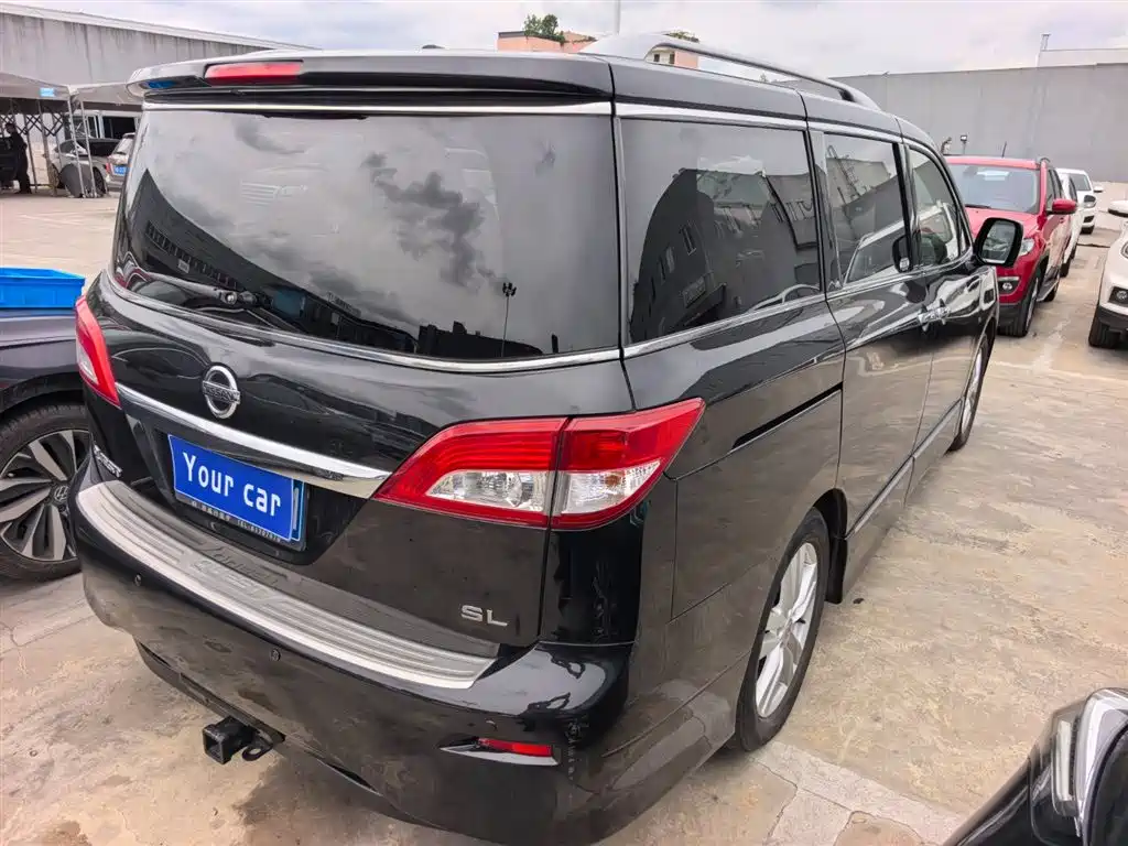 Nissan Quest 2017