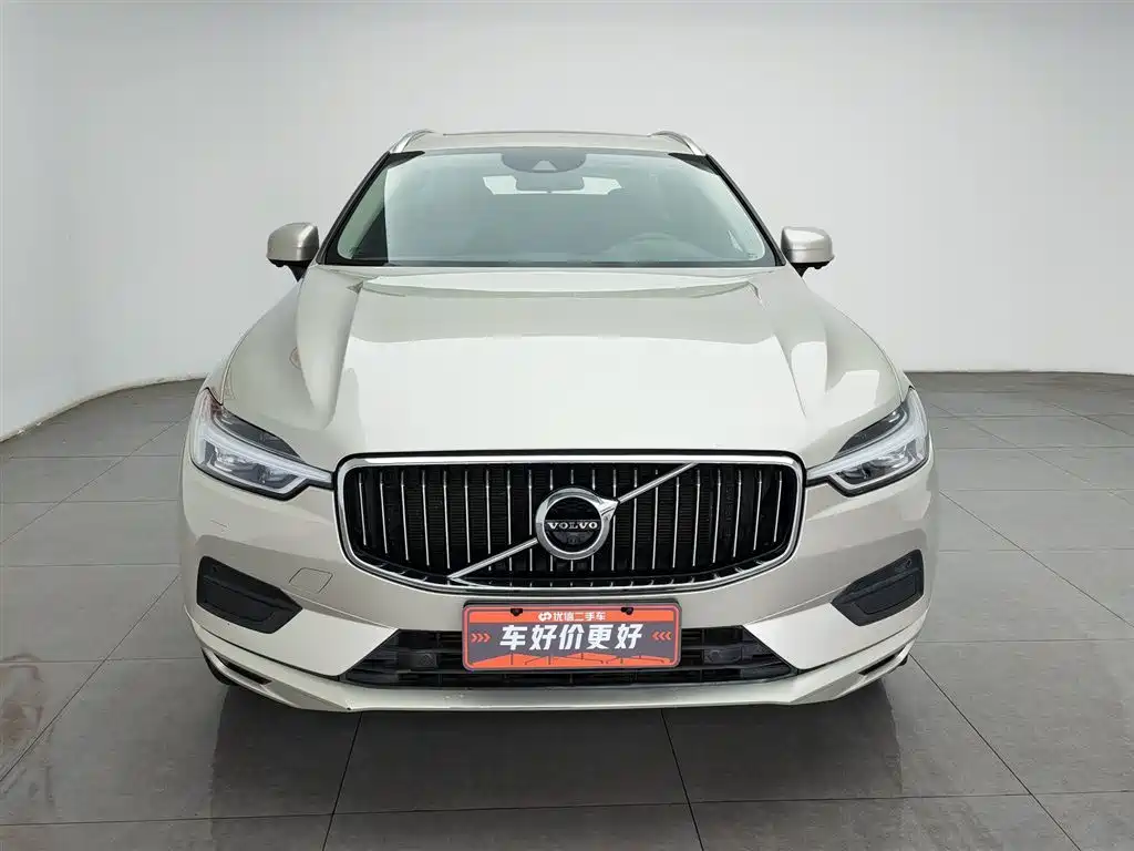 Volvo XC60 2018 — фото 3