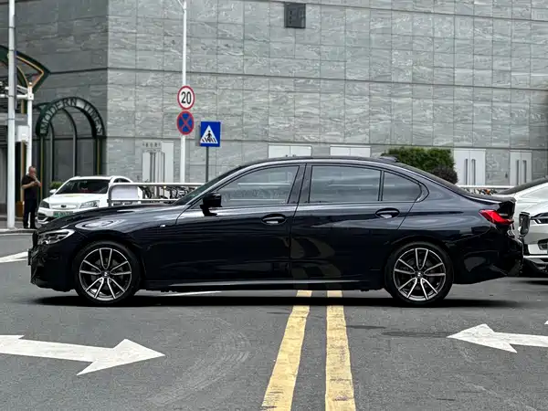 BMW 3 Series 2020