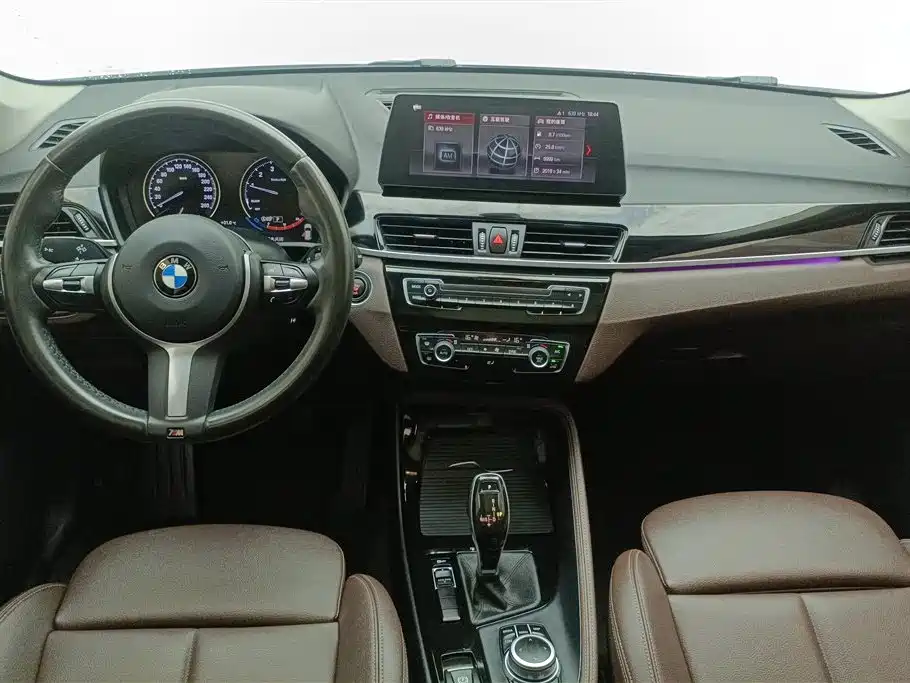 BMW X1 2020 — фото 12