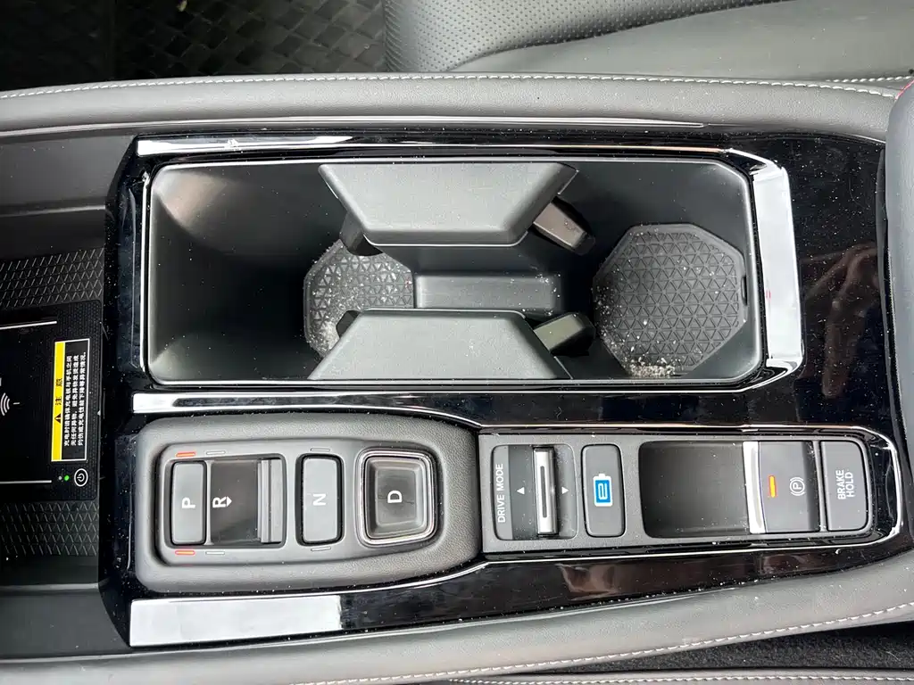 Honda Accord New Energy 2025 — фото 15