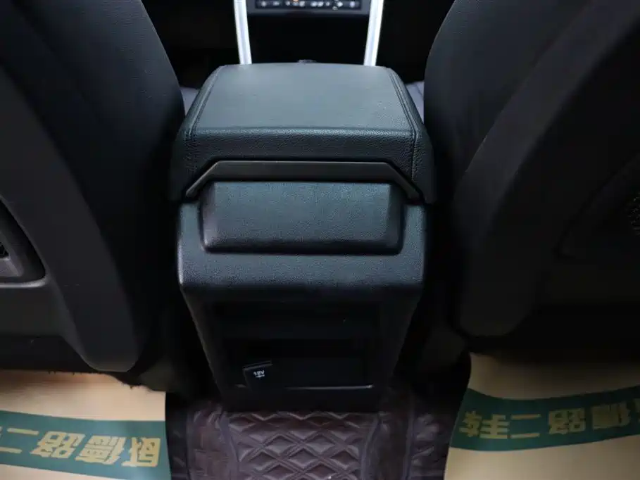 Land Rover Discovery Sport 2019 — фото 23