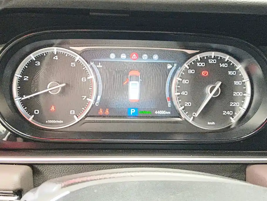 GAC Trumpchi M6 2020 — фото 14