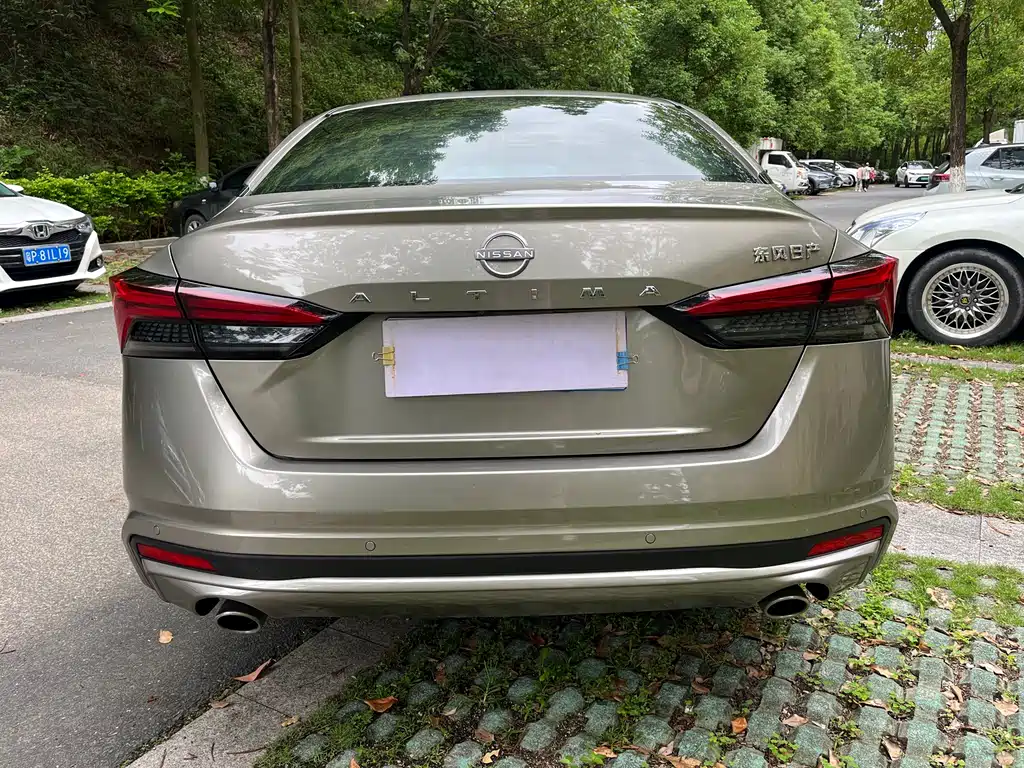 Nissan Teana 2024