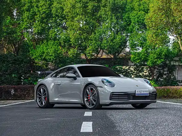 Porsche 911 2021