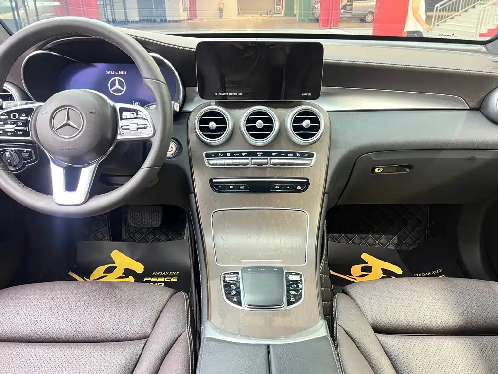 Mercedes-Benz GLC 2022 — фото 11