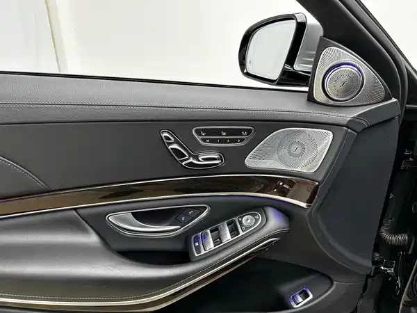 Mercedes-Benz Maybach S-Class 2020