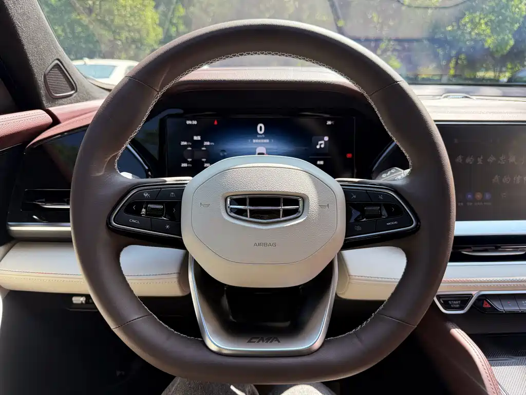 Geely Xingyue L 2024 — фото 15