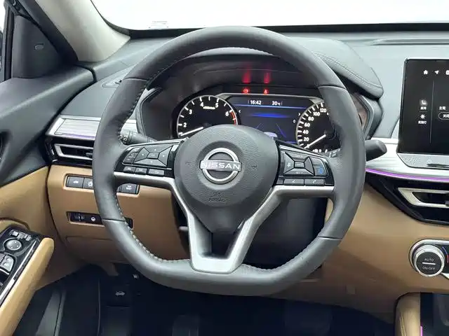 Nissan Teana 2025 — фото 11