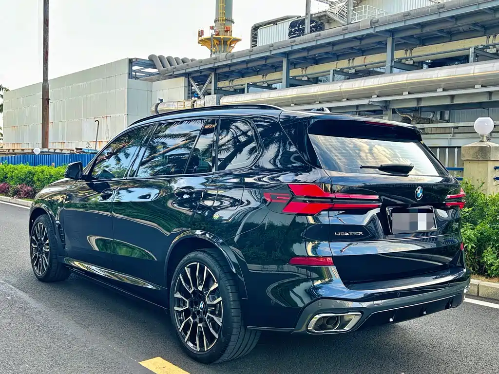 BMW X5 2025 — фото 10