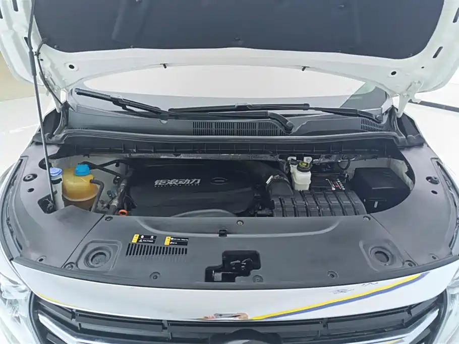 GAC Motor Trumpchi M8 2022 — фото 10