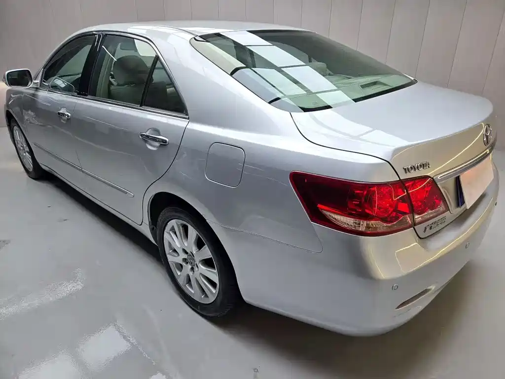 Toyota Camry 2008 — фото 3