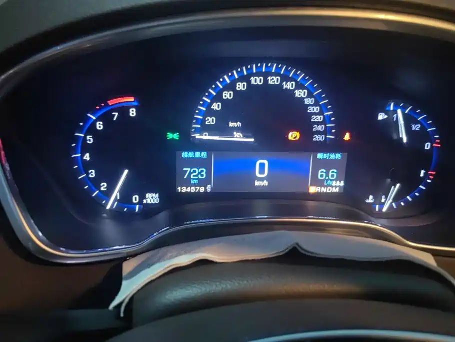 Cadillac SRX 2016 — фото 13