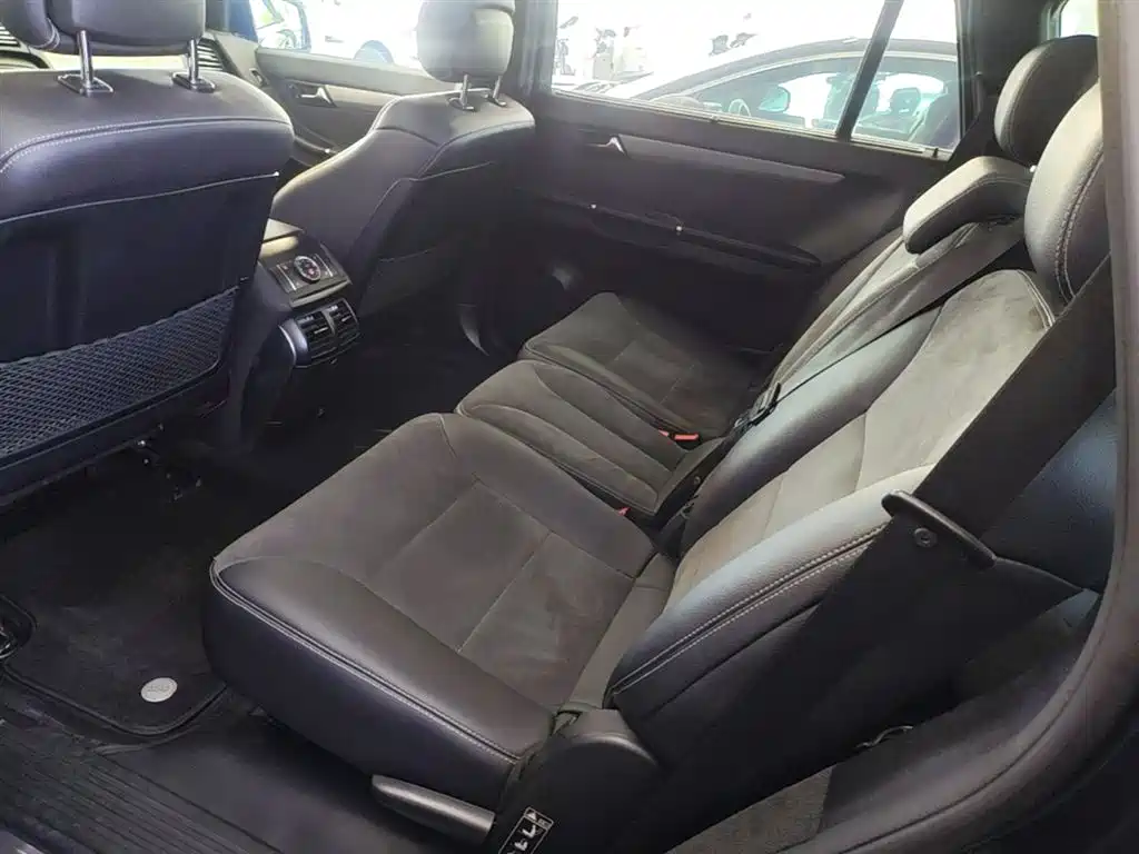Mercedes-Benz R-Class 2015 — фото 17