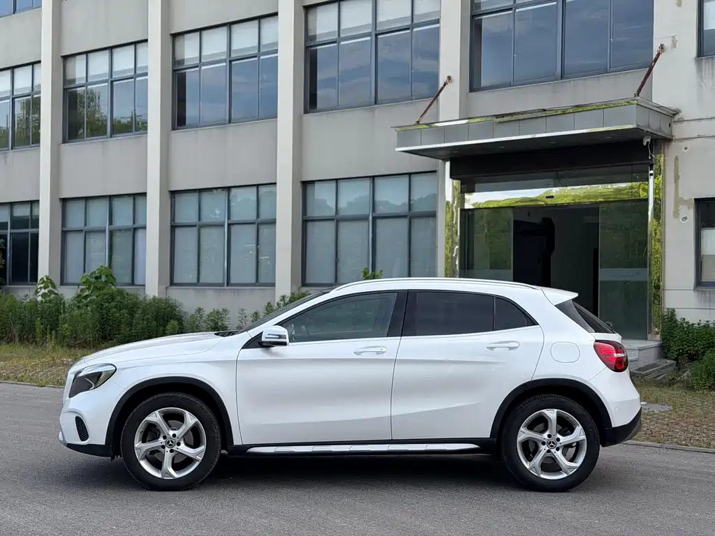 Mercedes-Benz GLA 2018
