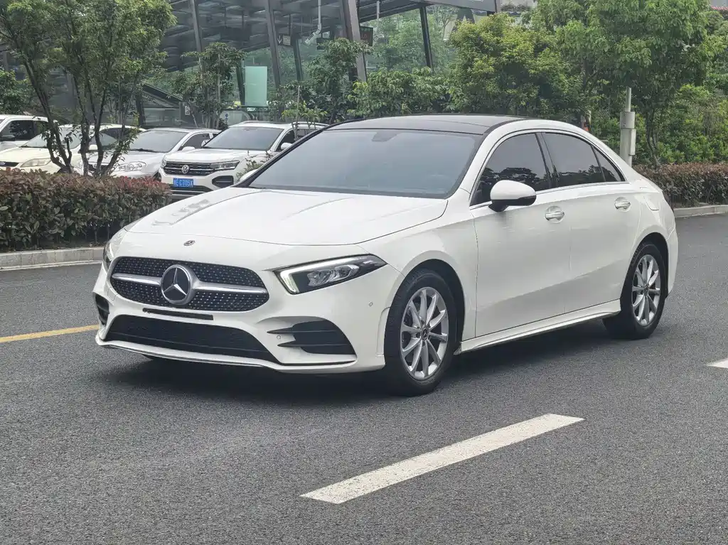 Mercedes-Benz A-Class 2023 — фото 1