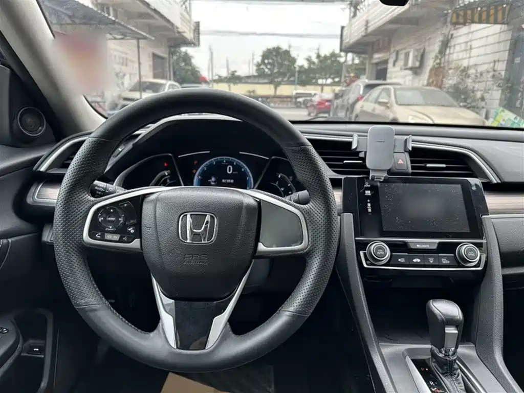 Honda Civic 2020 — фото 10
