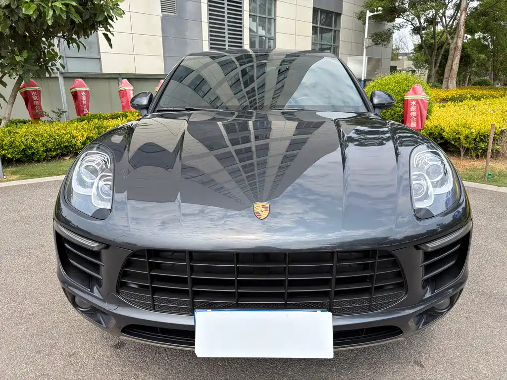 Porsche Macan 2018 — фото 12