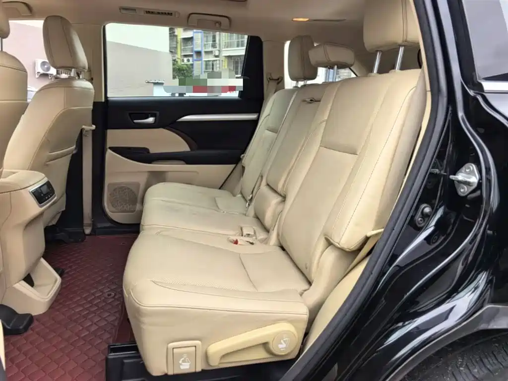 Toyota Highlander 2016 — фото 17