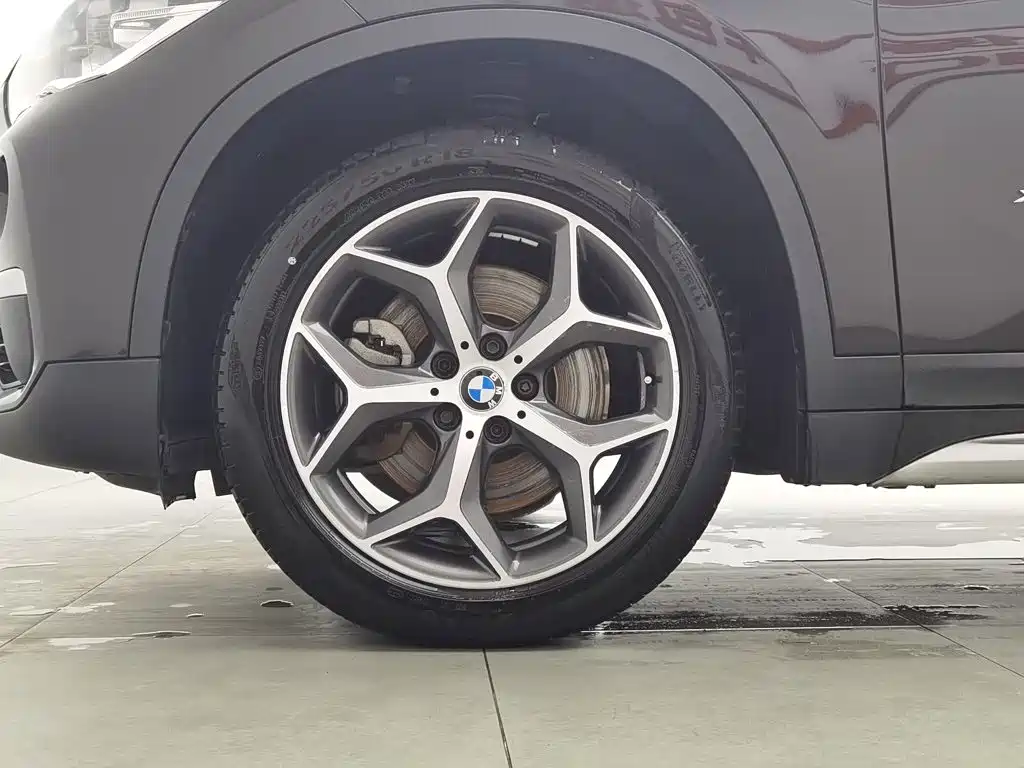 BMW X1 2018 — фото 17