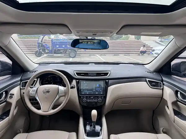 Nissan X-Trail 2014