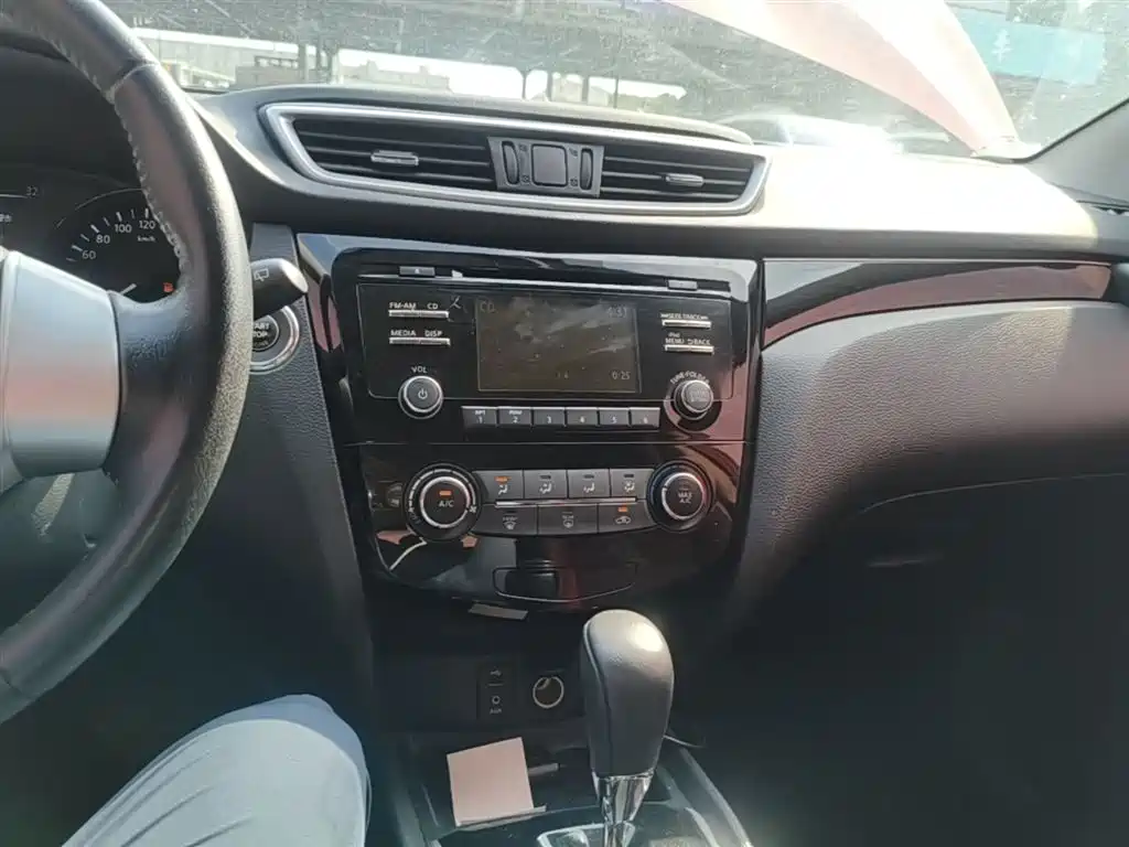 Nissan Qashqai 2016 — фото 13