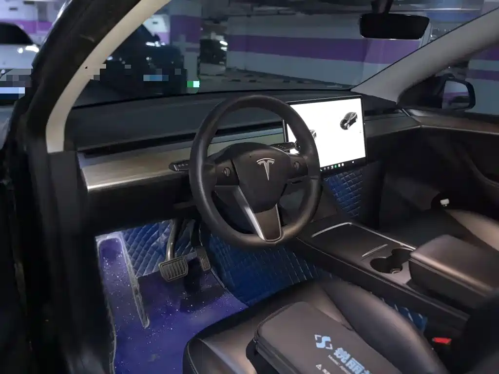 Tesla Model Y 2023 — фото 11