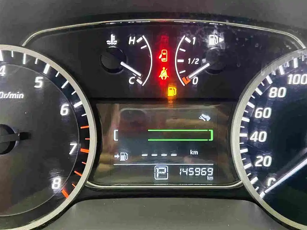 Nissan Sylphy 2019 — фото 16