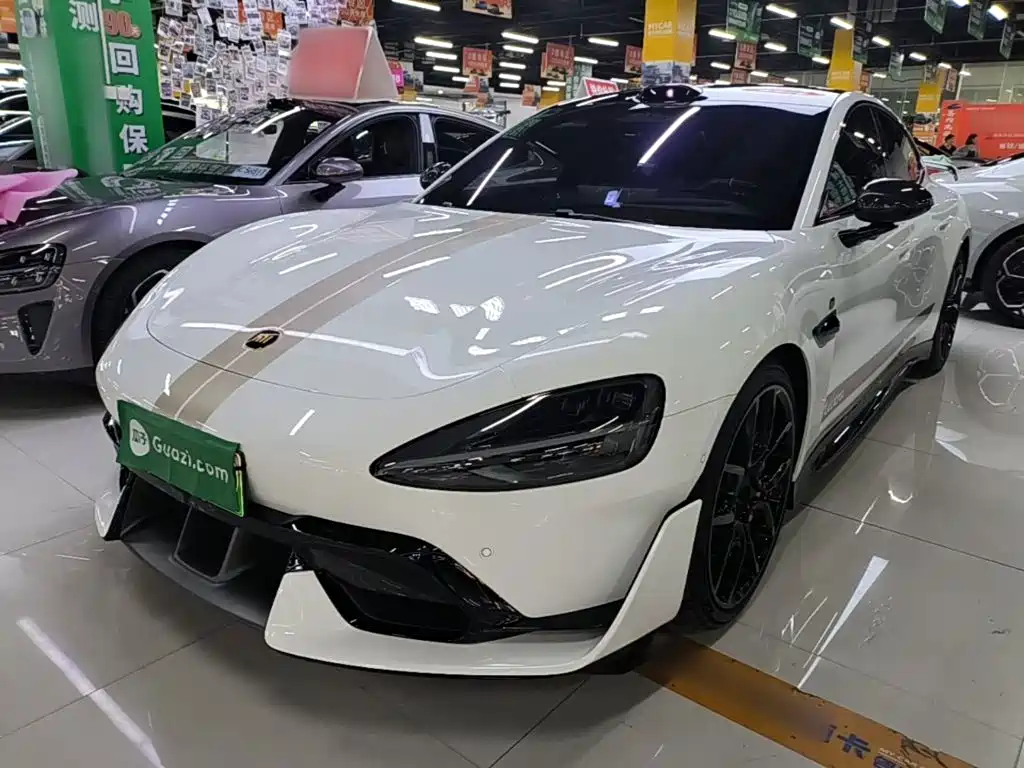 Xiaomi SU7 Ultra 2025