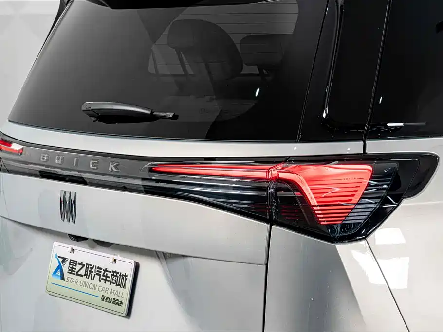 Buick GL8 New Energy 2025 — фото 8