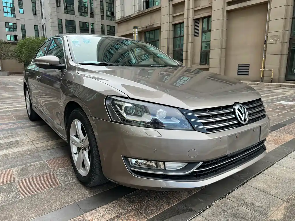 Volkswagen Passat 2014 — фото 8