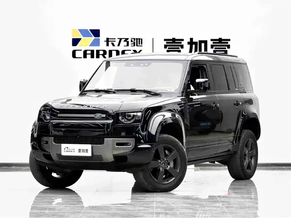 Land Rover Defender 2024